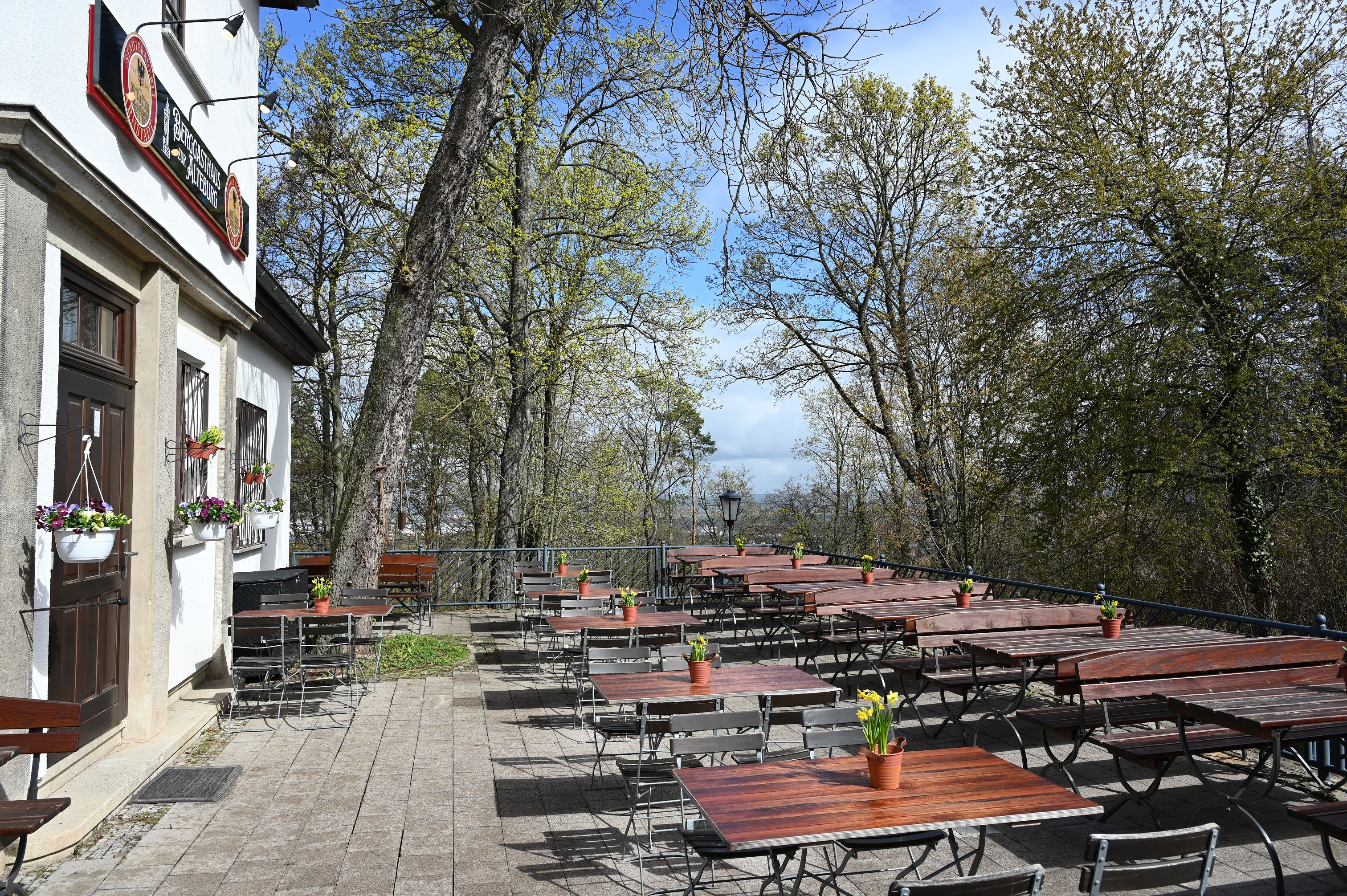 Der Biergarten auf der Alteburg (c) Stadtverwaltung Arnstadt